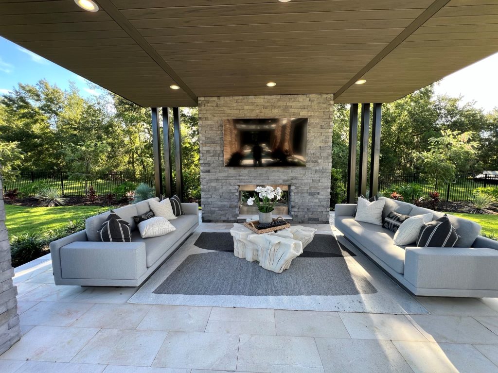 Toll Brothers Saddlecrest model home25